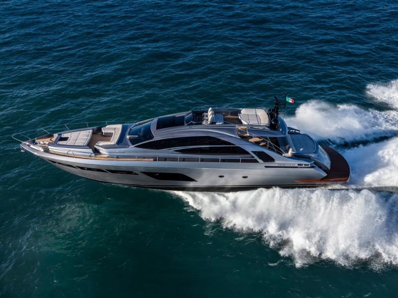 2020 PERSHING 8X
